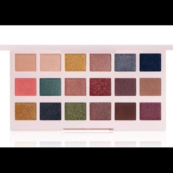 Ciate The Editor Palette New England - Picture 2 of 7